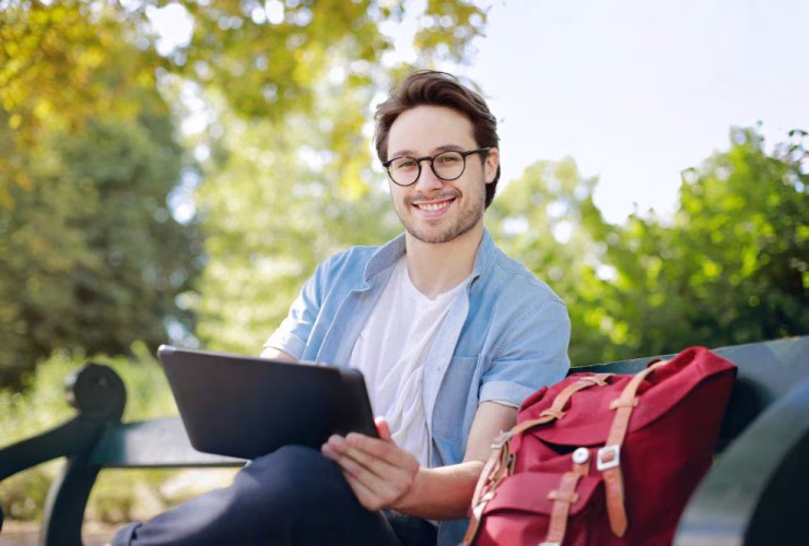 Apa Itu Lajang: Arti, Pandangan Sosial, dan Makna Modern Menjadi Lajang